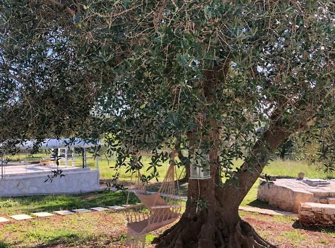 فندق مبيت وإفطار Terre Di Kalia 4*