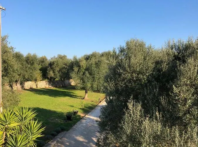Terre Di Kalia Bed & Breakfast 4*